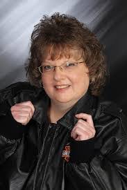 Wesley Pifer's Instagram, Twitter & Facebook