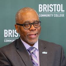 Kimberly Griffith's Instagram, Twitter & Facebook