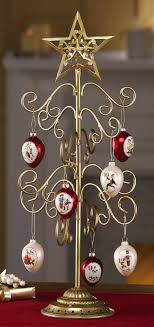 Amazon Com Joyous Holiday Tree Christmas Ornament Holder Home Amp Kitchen Christmas Ornaments Metal Christmas Tree Ornament Tree Display