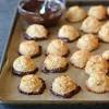 It's super easy to learn how to make pie crust with coconut flour! 3