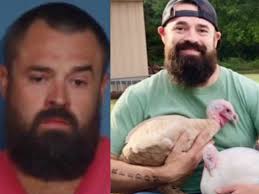 Aaron Shoots's Instagram, Twitter & Facebook