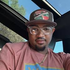 If we can't have a band, we will have a Jonesboro-Hodge High School  Drumline 🥁! Thanks, Mr. Jon Sorenson, for taking