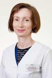 У Вас нет семейного врача❓ А кашель и симптомы заболевания не дают  спокойствия? Выход есть! Наши детские и взрослые врачи пульмонологи ,  прослушают, соберут анамнез и назначат лечение или нужные обследования! Не