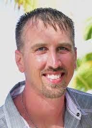 David Oliverson's Instagram, Twitter & Facebook