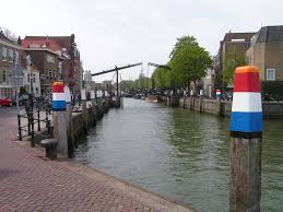 Volg ons voor het laatste nieuws, wedstrijdverslagen en leuke acties! Bild Alles Ist Recht In Dordrecht Zu Altstadt Dordredcht In Dordrecht