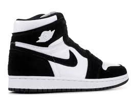 Wmns Air Jordan 1 Retro High Og Twist Air Jordan Cd0461 007 Black Black Metallic Gold White In 2020 Jordan 1 Retro High Air Jordans Jordan 1
