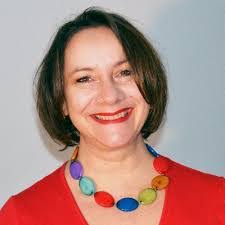 Kelly Frith's Instagram, Twitter & Facebook