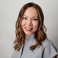 Adriana Platt's Instagram, Twitter & Facebook