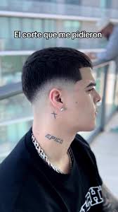 Corte De Cabello De Lunay Towers 2023 Rizado