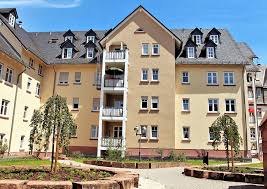 Immobilien mietwohnungen eigentumswohnungen zwangsversteigerungen haus mieten haus kaufen Senioren Wwg Wetzlarer Wohnungsgesellschaft Mbh