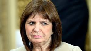 Pensamientos supremacistas&quot;: Patricia Bullrich apuntó contra Javier Milei  tras sus insultos - El Cívico