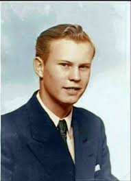 Lloyd Loftis's Instagram, Twitter & Facebook