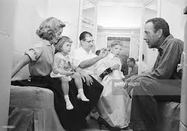 Humphrey Bogart During The Shooting Of The Film La Maison Des V 2020 G