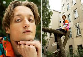 Danske Rex har scoret stor rolle i Netflix-hit. Nu vælter han sig i  beskeder fra hele verden