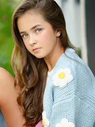 Lyla Grace (@lylawithgrace) • Instagram photos and videos