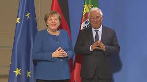 Lizbon üniversitesi'nde hukuk ve siyaset bilimi alanında lisans yapmıştır. 11 03 2020 Angela Merkel Antonio Costa Coronavirus Mfr Marz Rat Dt Ratsprasidentschaft Youtube