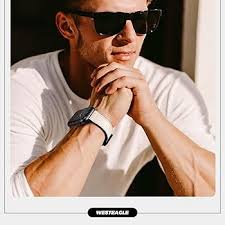 WestEagle Correa magnética de cuero para reloj compatible con Apple Watch  de 38 mm, 40 mm, 41 mm, 42 mm, 44 mm, 45 mm, 49 mm, correa de piel  auténtica con hebilla