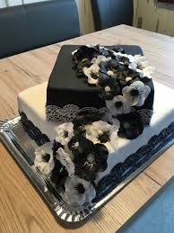 Hochzeitstorte Schwarz Weiss Hochzeitstorte Hochzeit Torten