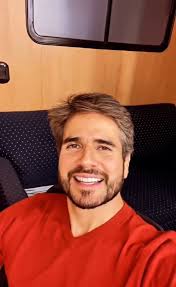 He is known for his work on amorcito corazón (2011), la gata (2014) and corazón indomable (2013). Daniel Arenas Oficial Hungaro Fansite Startseite Facebook