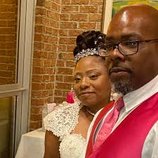 SMALL BUSINESS SATURDAY!** Kim Joyce Designs is at Southern Arts Society,  Inc. (SASi) **Saturday, Nov 29 from 10 to 3!** **Located in the historic  Kings Mountain Southern Railway Depot at:** Southern Arts