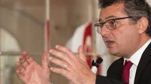 Erhürman'dan Saner'e: Ülkeyi yönetemedin, kaosa soktun