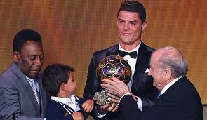 Ronaldo muss das feld in tränen aufgelöst verlassen. Stimmen Zum Ballon D Or 2013