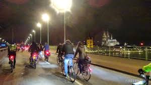 Juni dabei sein und berichten. Critical Mass Mein Erstes Mal Fahrradherz