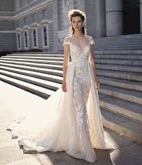 Two Gowns In One 26 Fashion Forward Convertible Wedding Dresses You Ll Love Bridal Dresses Wedding Dresses Bridal Gowns