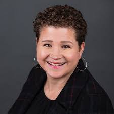 Lisa Braverman's Instagram, Twitter & Facebook