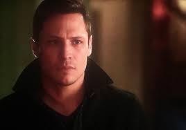 Revenge': Jack Tells Emily He Loves Her -- Season 4 Episode 15 Recap