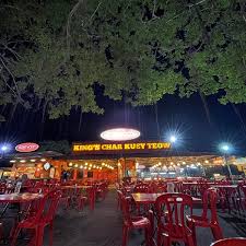Char kway teo is actually noodles in our english language, so the main ingredient of char kway teow is rice and fish. Photos At King S Char Kuey Teow Port Dickson Negeri Sembilan