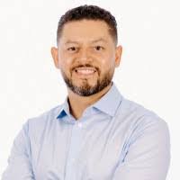 Darryl Welch's Instagram, Twitter & Facebook