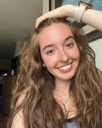 Karlyn Morris (@karlynnnhere) · Instagram photos and Reels