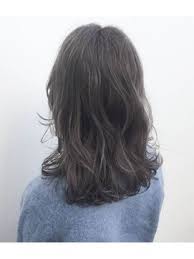 トルネード tornado 外国人風セミロング ハイライトグラデーション ブルーグレージュ ヘアモデル ヘアカラー パーマ ロングヘア