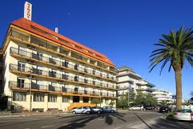 Does the best western hotel plaza have a private beach space and if so, do you have to reserve an umbrella/chair? Hotel Regent Pescara Buchen Sie Jetzt