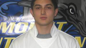 Men's Volleyball sees four-match winning streak snapped by Hawks, 3-0