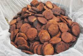 De re coquinaria, involved mixing the minced meat, condiments, pine nuts, white wine, and the famous garum fish sauce, and cooking the resultant patties over an open fire. Kabalagala An Inevitable Escort Daily Monitor