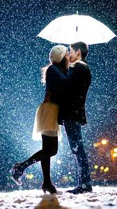 Kiss Wallpaper Couple In Rain Kissing In The Rain Rain Photography