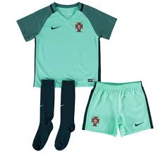 Association football kits by national team. Portugal Football Kit Nike Football Portugal 2018 World Cup Collection Hypebeast Portugal Football Clubs Of The League Hometown Movie