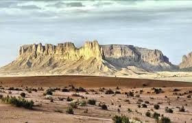 هضبة نجد وجبال طويق
