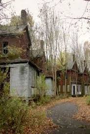 Forgotten Town Abandoned Houses Old Abandoned Houses Abandoned Mansions