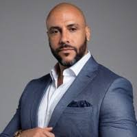 Philip Buchanan's Instagram, Twitter & Facebook