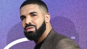 Maybe you would like to learn more about one of these? Drake Sa Nouvelle Coupe De Cheveux Fait Le Buzz Actu Drake Nrj Fr