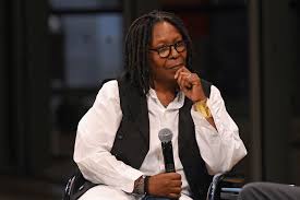 Whoopi Goldberg Net Worth Age Height Weight Spouse In 2020 Whoopi Goldberg Meredith Vieira Sister Act