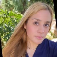 30+ perfiles de «Laura Giron»