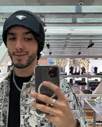 Abelardo Galindo's Instagram, Twitter & Facebook