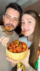 Julia Milan (juliamilan)