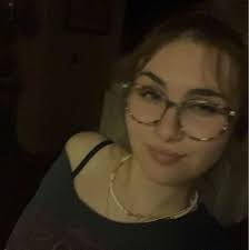 Mckenna Steele's Instagram, Twitter & Facebook