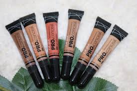 This pressed powder comes in a beige color round pan with a transparent lid. L A Girl Pro Conceal Hd Concealers Makeupholic World