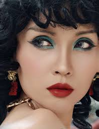 Well well well Photographed by Bruce Chew Model l Allison Chen 陈予晴Instagram  : https://www.instagram.com/theallisonchen/